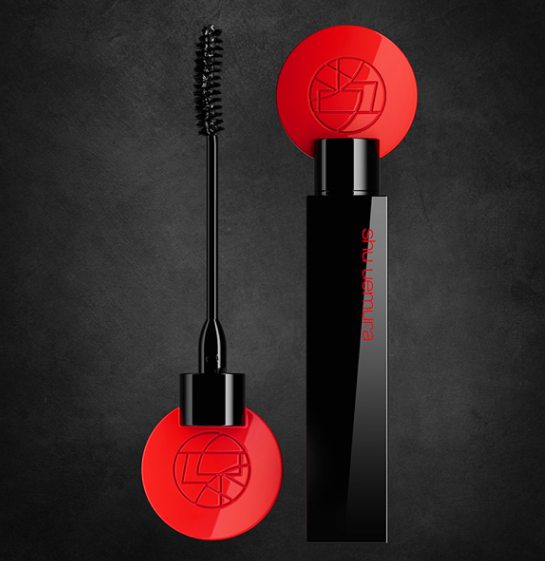 shu uemura 3Dラッシュケアブラックマスカラ