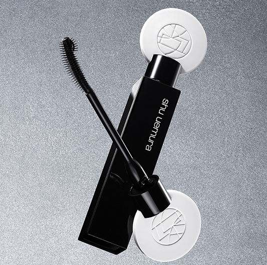 shu uemura ３Dラッシュケアカールマスカラ
