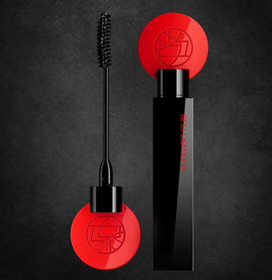 shu uemura ３Dラッシュケアブラックマスカラ