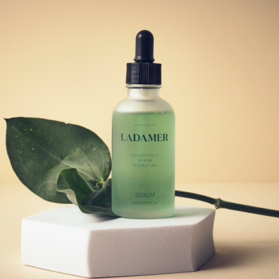 LADAMER　水光肌セラム【１滴で瞬間うるモチ肌】